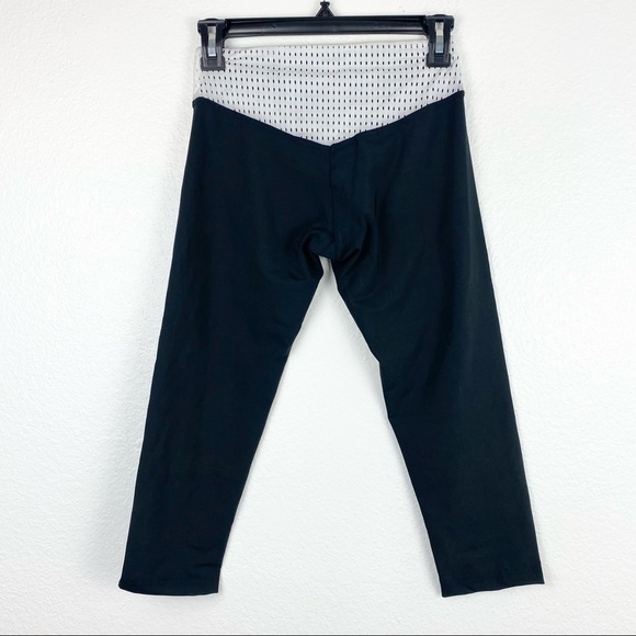 OLYMPIA ACTIVEWEAR Mateo 3/4 Length Leggings, White Mesh/ Jet, Size Small, NWT - Picture 5 of 8